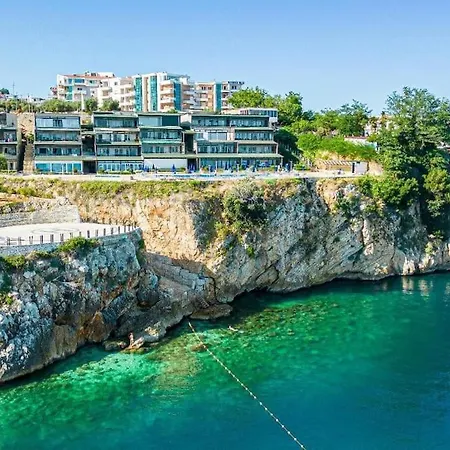 Aquamarine 2, Apartament Wlora