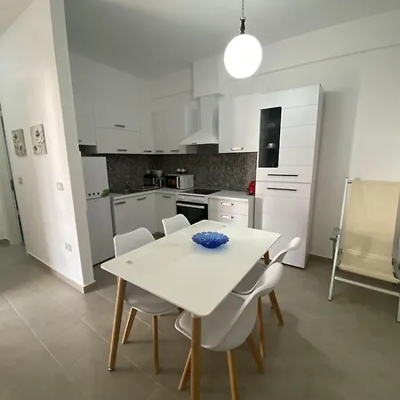 Apartment Aquamarine 2,