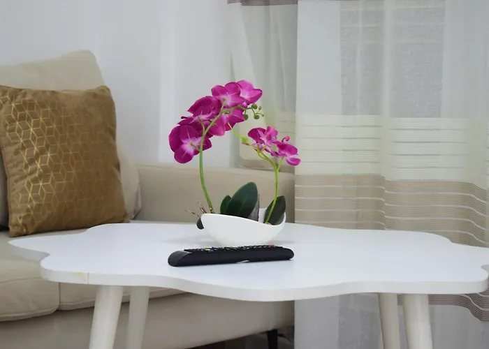 Aquamarine 2, Vlorë